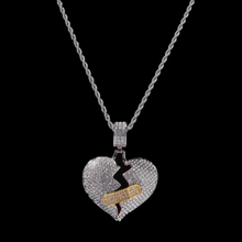 Load image into Gallery viewer, New! LUXE Big Heart Cubic Zirconia Necklace
